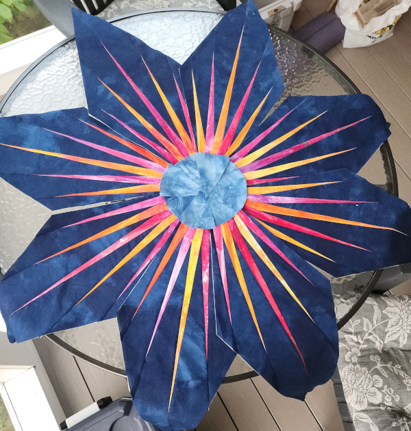 A quilt exhibit, fireworks and some&nbsp;sewing